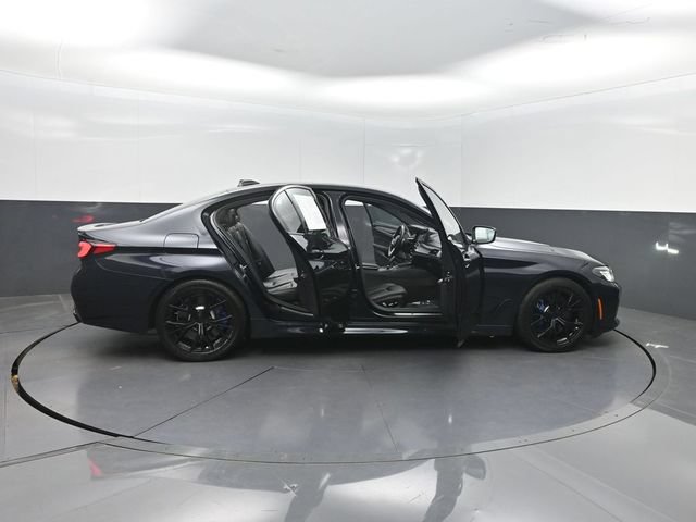 Used 2021 BMW M550i xDrive w/ Dynamic Handling Package AWD/4WD image 36