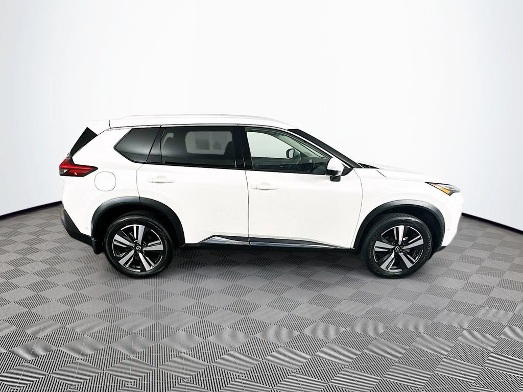 Certified 2023 Nissan Rogue Platinum AWD/4WD image 11