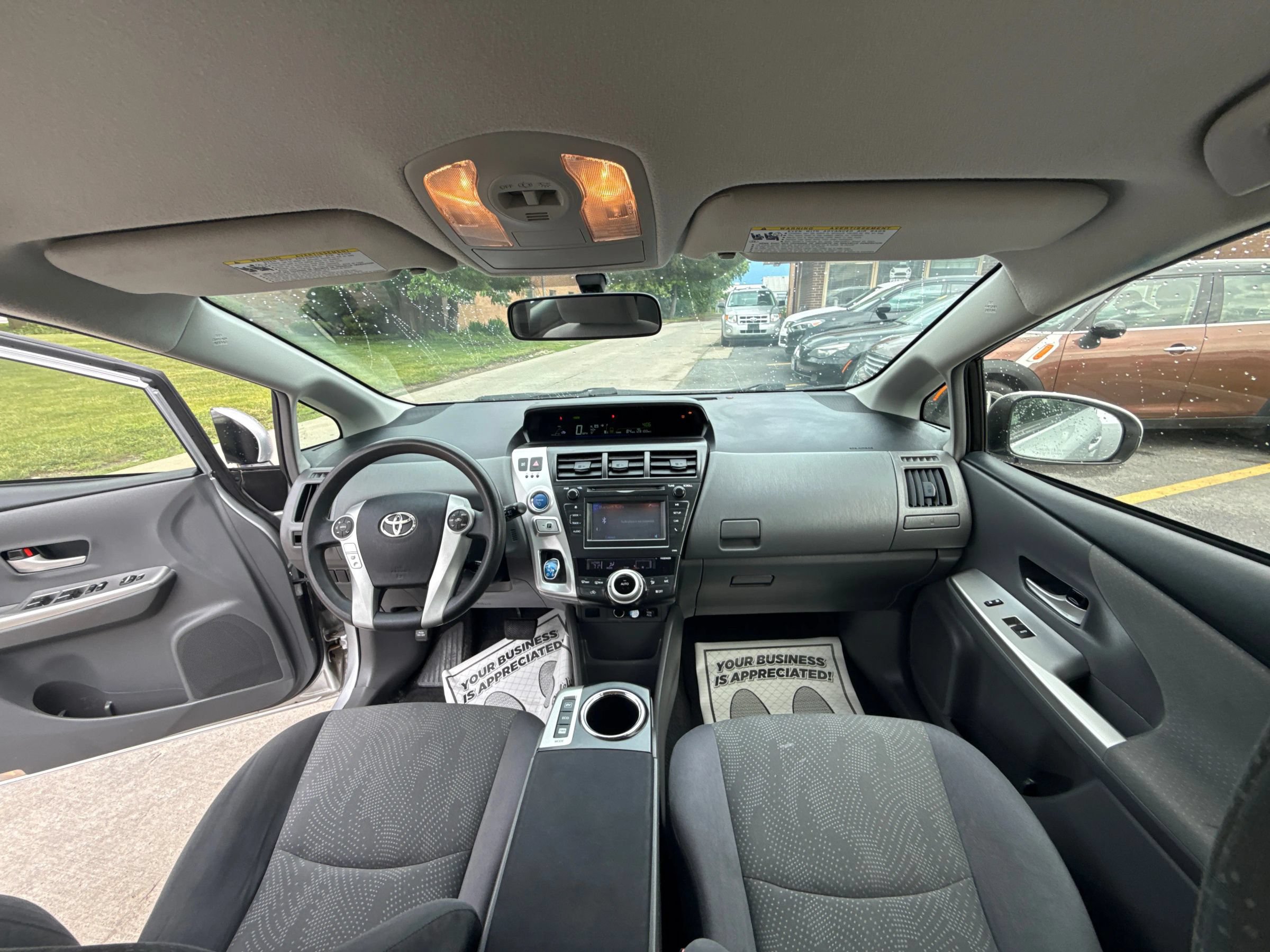 Used 2012 Toyota Prius V Two FWD image 21