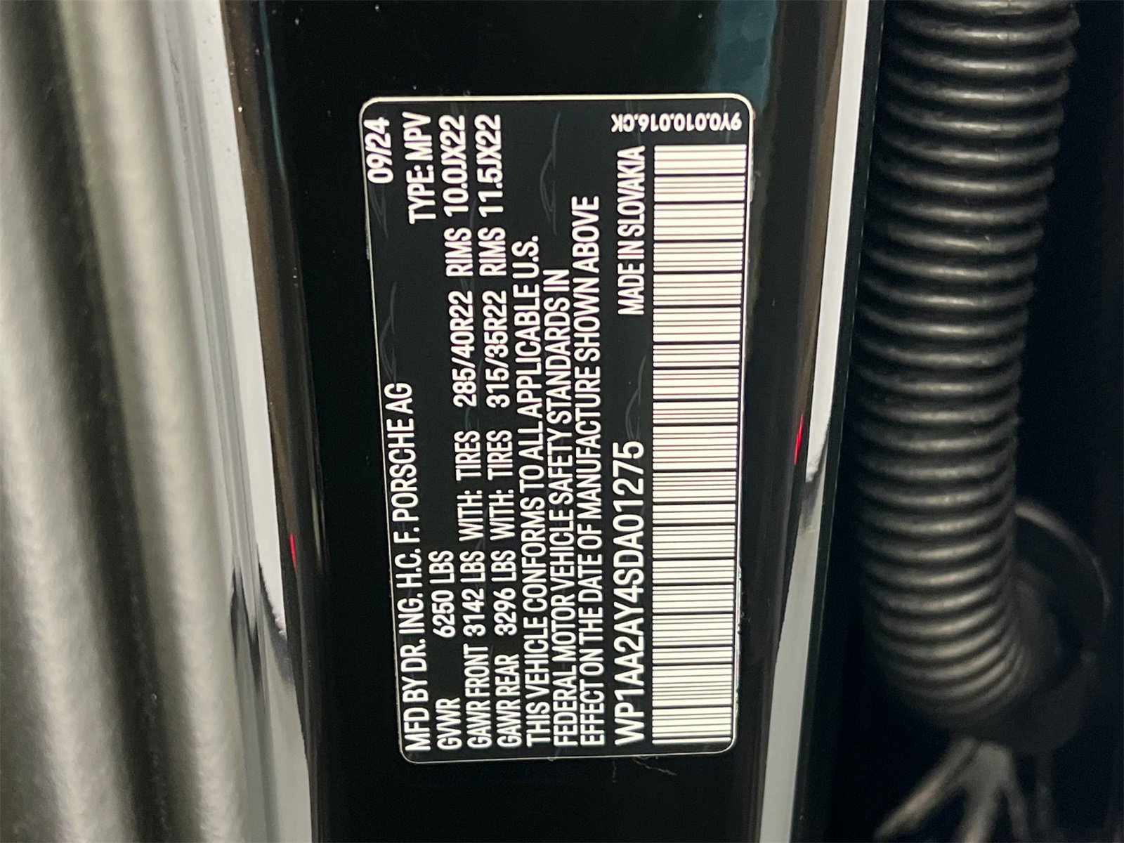 Certified 2025 Porsche Cayenne image 36