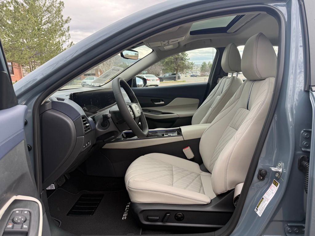 New 2026 Nissan Sentra SL w/ Floor Mat Package image 12