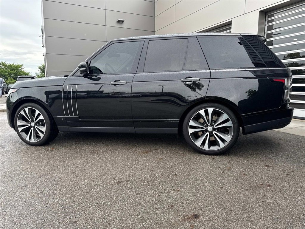 Certified 2021 Land Rover Range Rover SV Autobiography Dynamic image 4