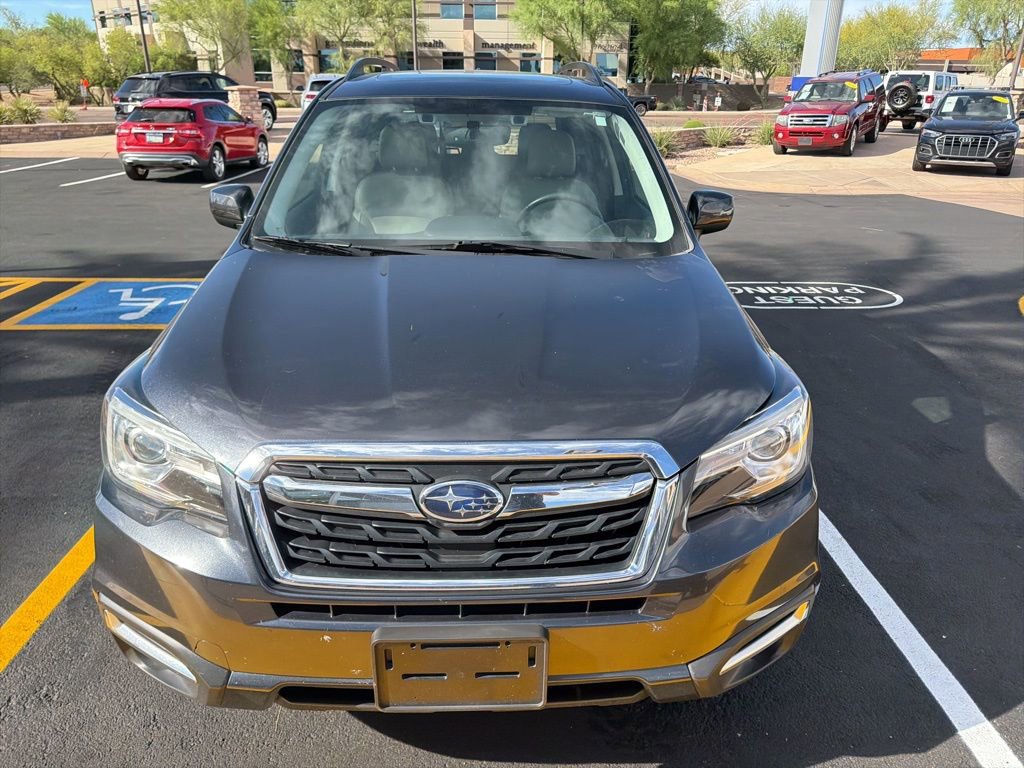 Used 2017 Subaru Forester 2.5i Limited image 2