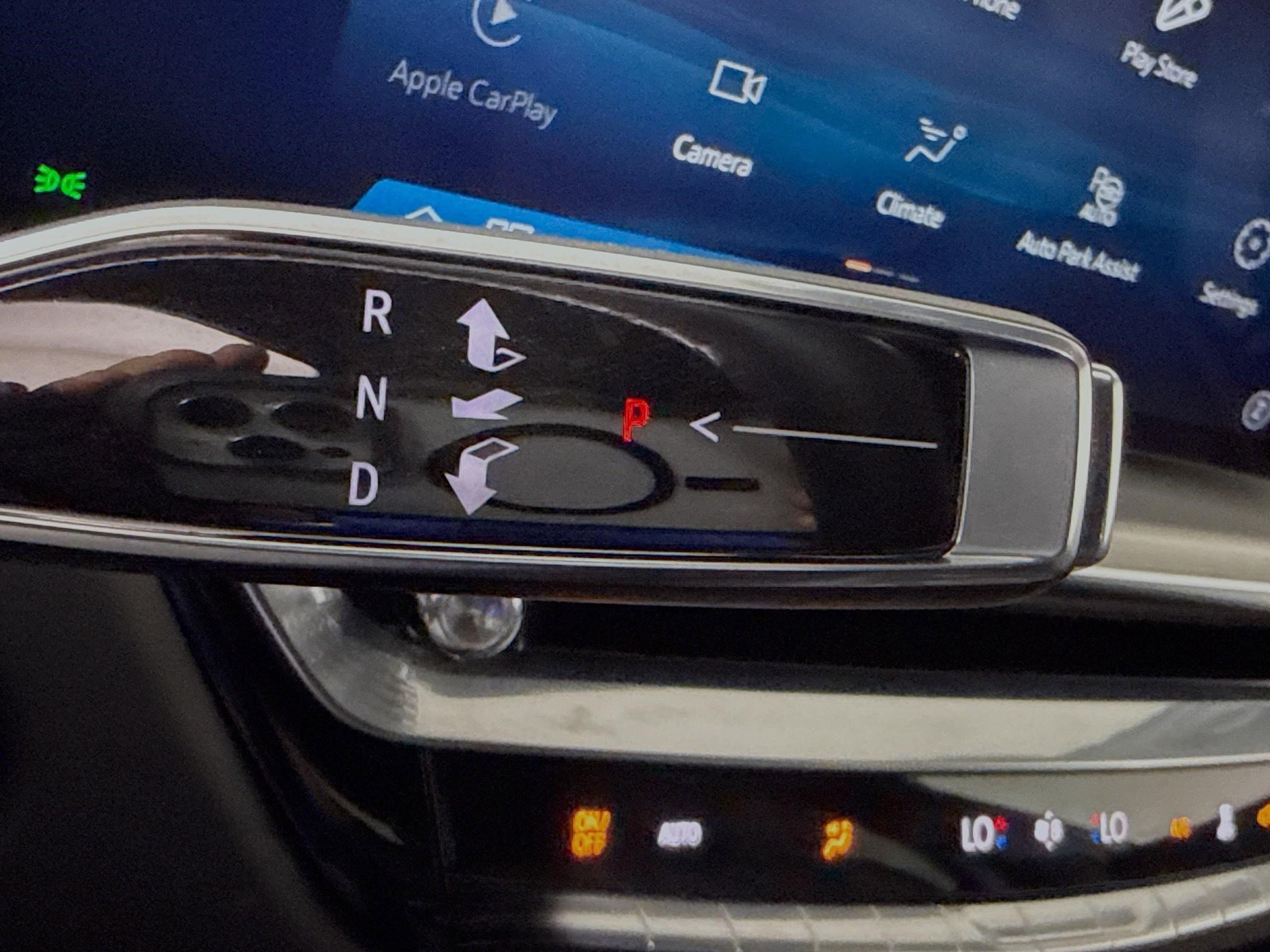 Used 2024 Cadillac Lyriq Luxury w/ LPO, Floor Liner Package AWD/4WD image 20