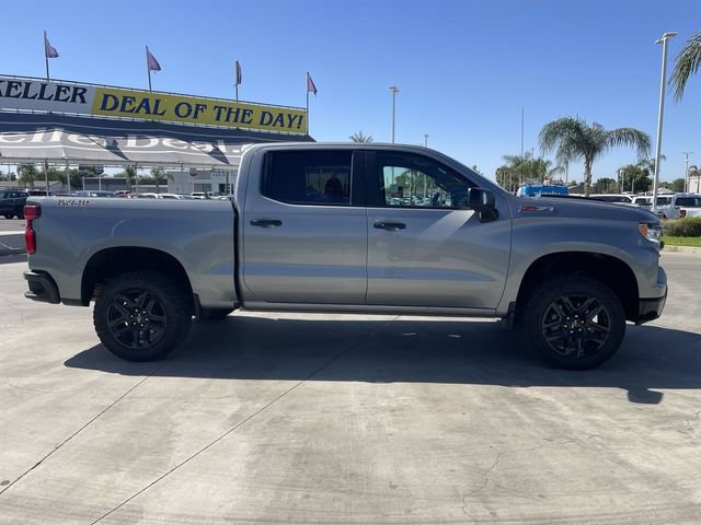 Used 2024 Chevrolet Silverado 1500 LT Trail Boss w/ LT Trail Boss Premium Package AWD/4WD image 9