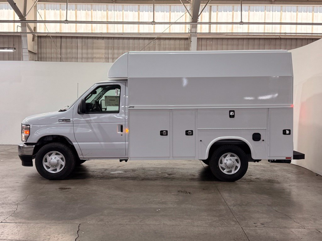 New 2026 Ford E-350 and Econoline 350 Super Duty w/ Power Equipment Group RWD image 14