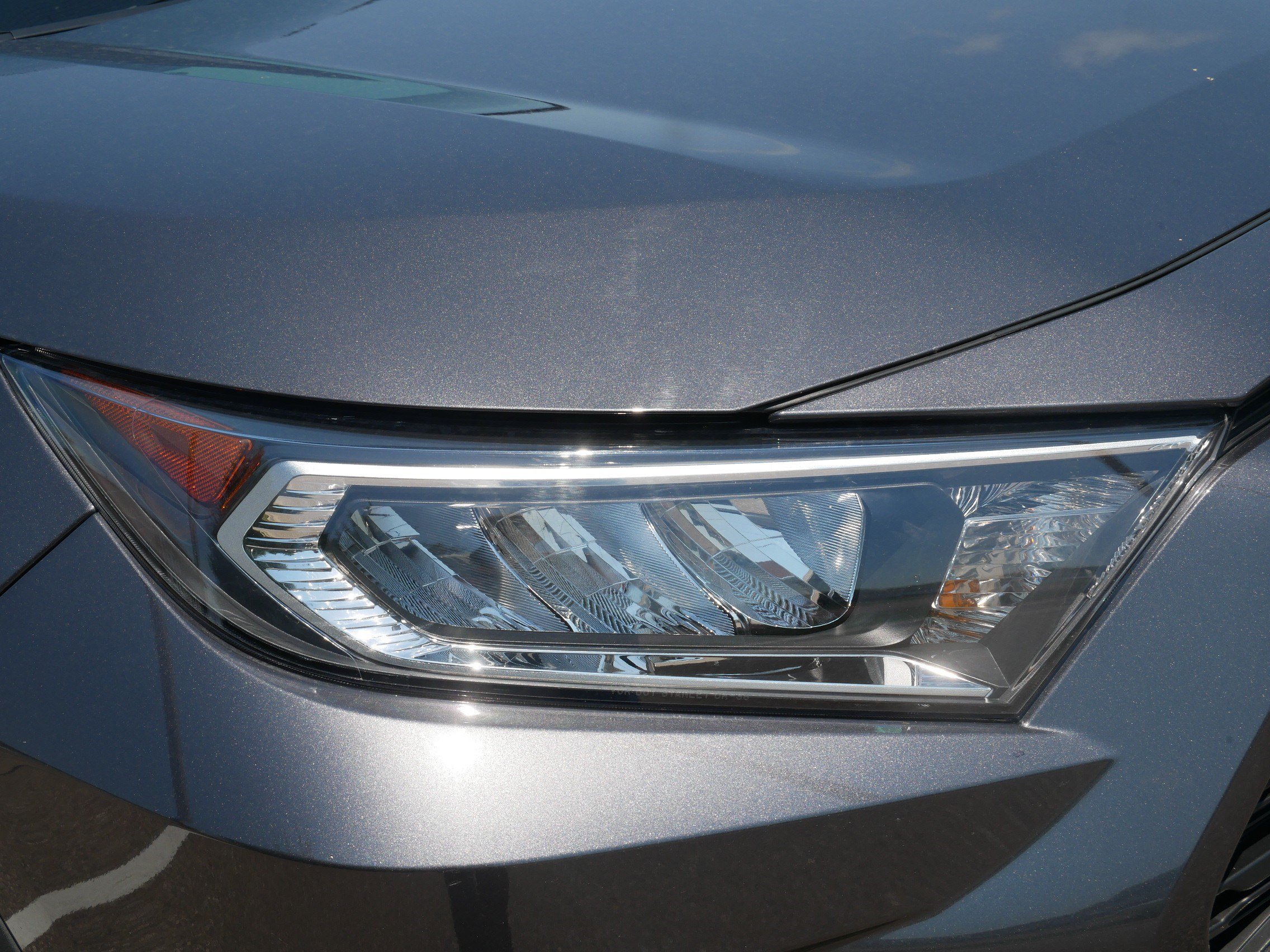 Used 2021 Toyota RAV4 XLE Premium AWD/4WD image 16
