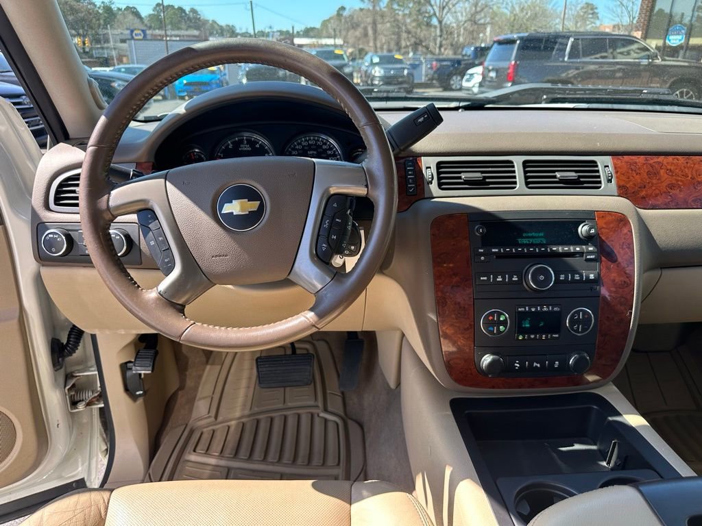 Used 2013 Chevrolet Silverado 1500 LTZ w/ LTZ White Diamond Edition image 15