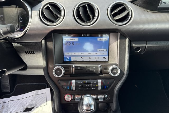 Used 2019 Ford Mustang GT Premium w/ Equipment Group 401A RWD image 14