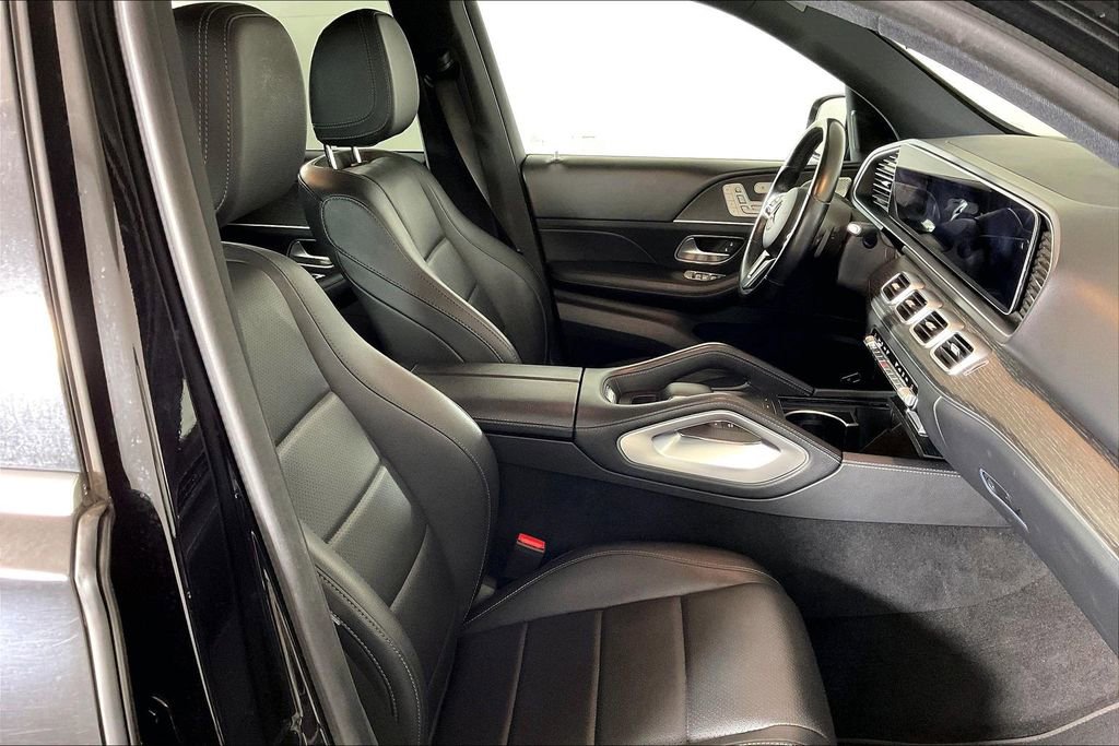 Used 2022 Mercedes-Benz GLE 350 4MATIC w/ Premium Package image 6