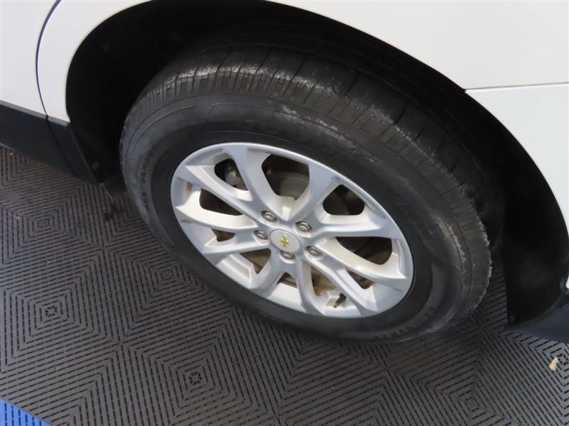 Used 2018 Chevrolet Equinox LT FWD image 7