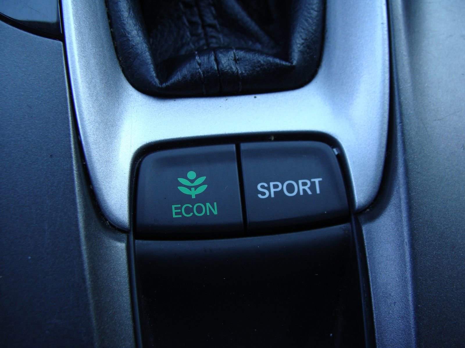 Used 2018 Honda Accord Sport image 26