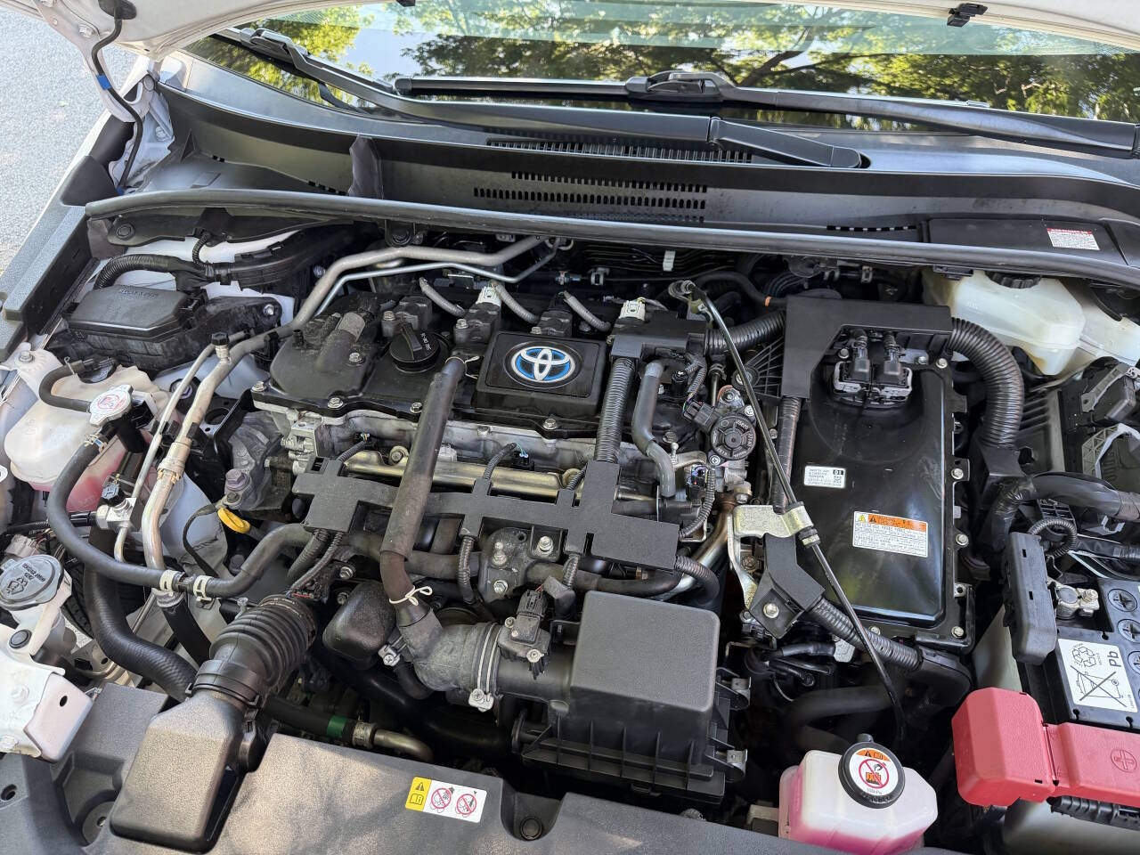 Used 2022 Toyota Corolla LE FWD image 8