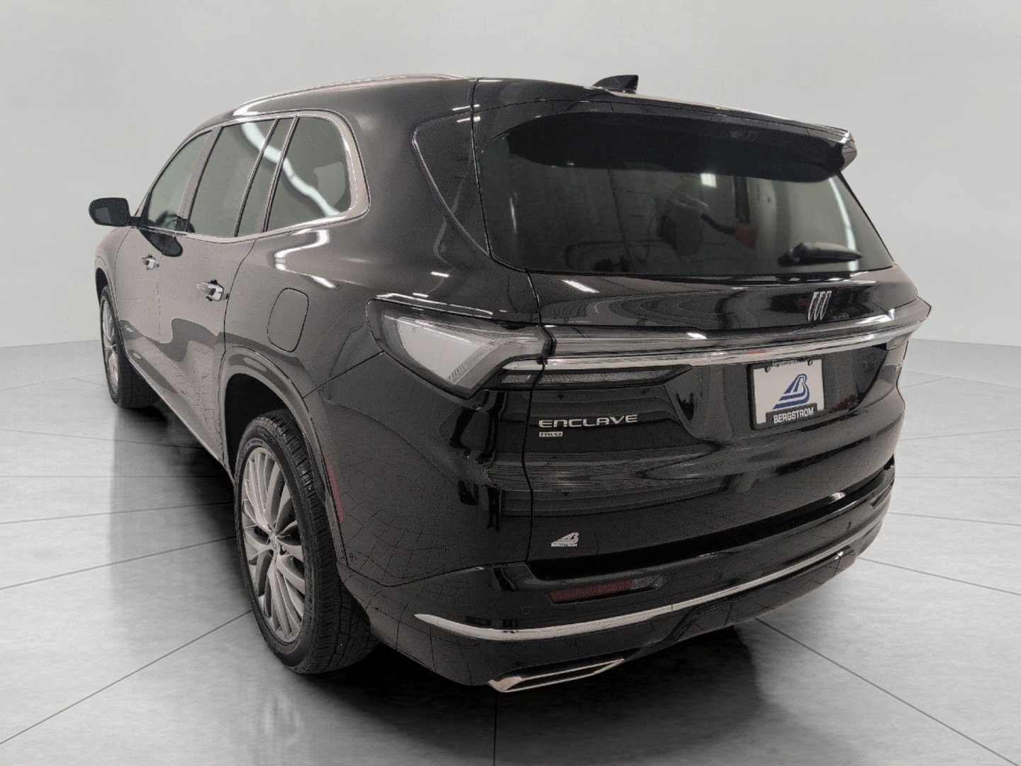 Used 2025 Buick Enclave Avenir AWD/4WD image 20