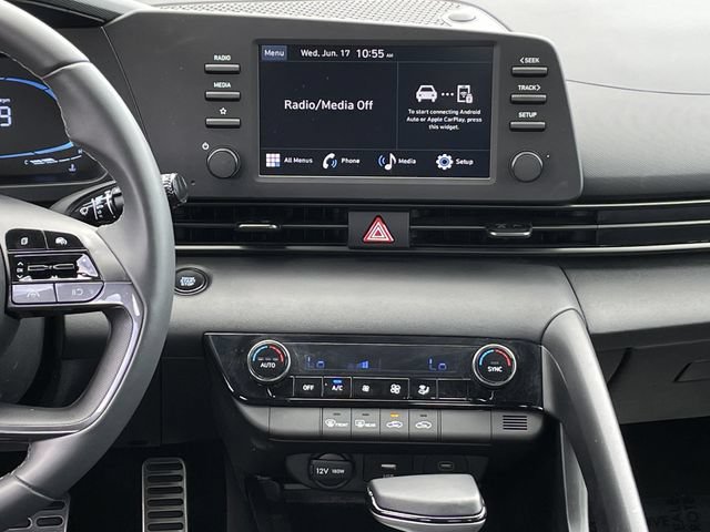 Used 2025 Hyundai Elantra Sport FWD image 15