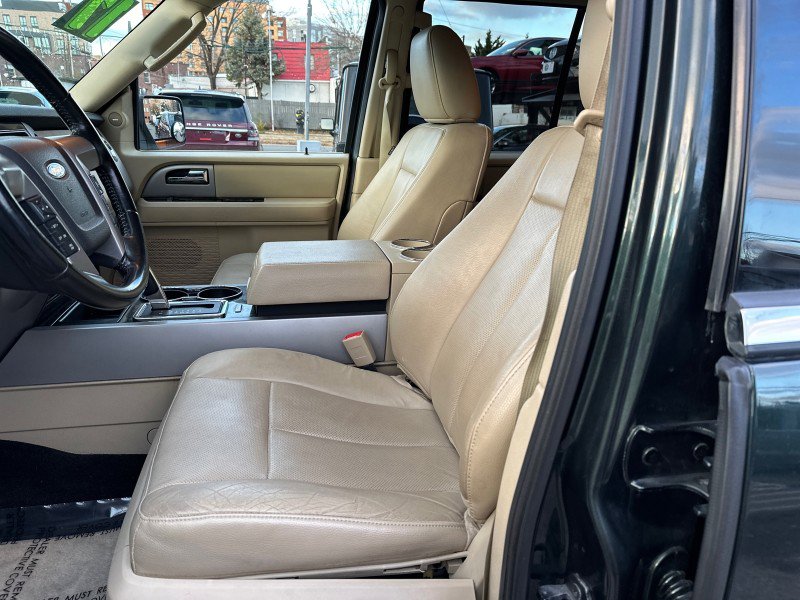Used 2017 Ford Expedition Limited image 15