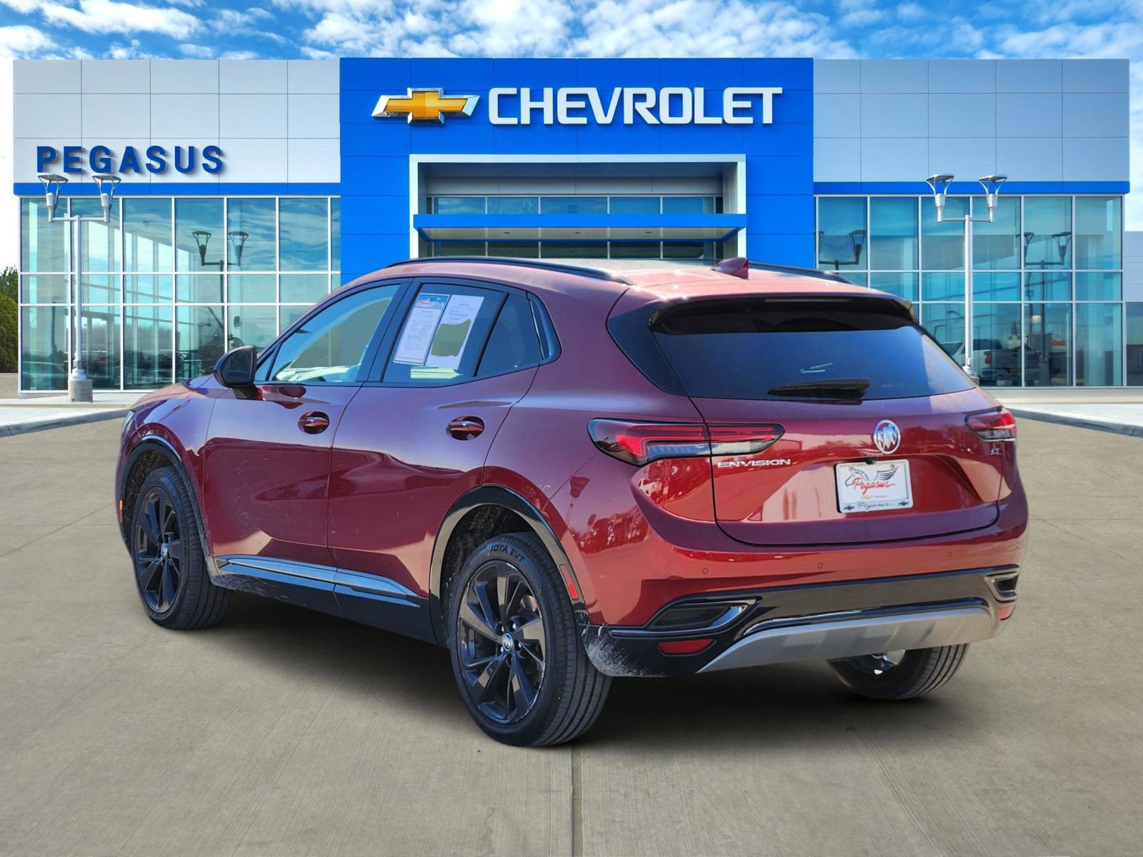 Used 2023 Buick Envision Essence w/ Sport Touring Package image 5