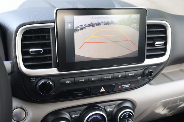 New 2026 Hyundai Venue SEL FWD image 17