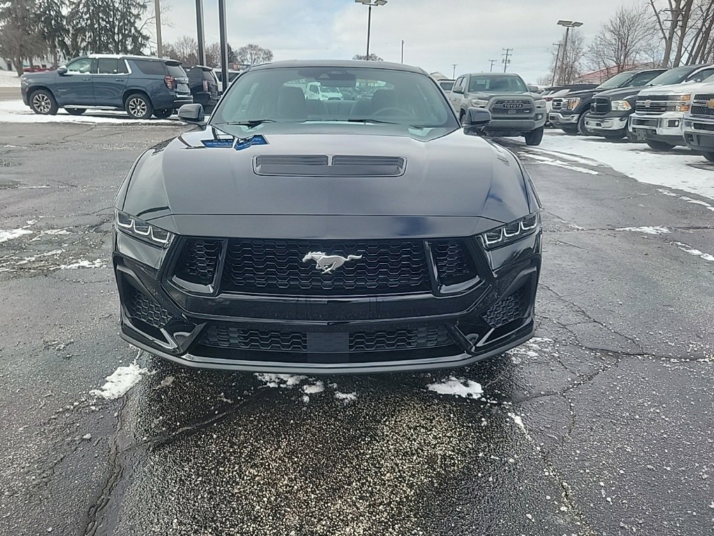 Used 2024 Ford Mustang GT Premium image 2