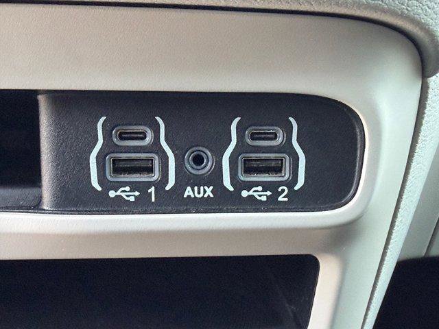 Used 2023 Chrysler Voyager LX FWD image 30