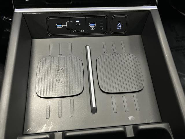 Used 2024 Hyundai Santa Fe Limited image 27