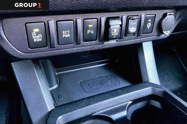 Certified 2018 Toyota Tacoma TRD Off-Road w/ Technology Package AWD/4WD image 36