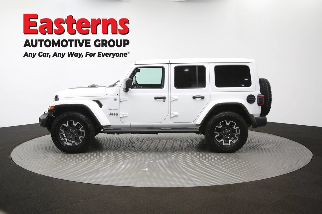 Used 2024 Jeep Wrangler Unlimited Sahara w/ Dual Top Group AWD/4WD image 59
