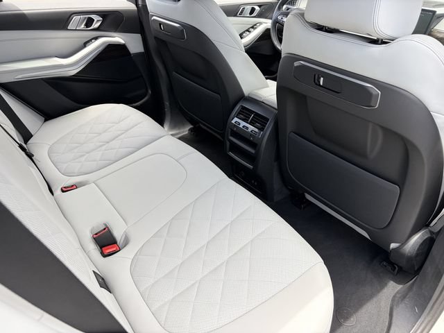 Certified 2024 BMW X5 xDrive40i AWD/4WD image 16