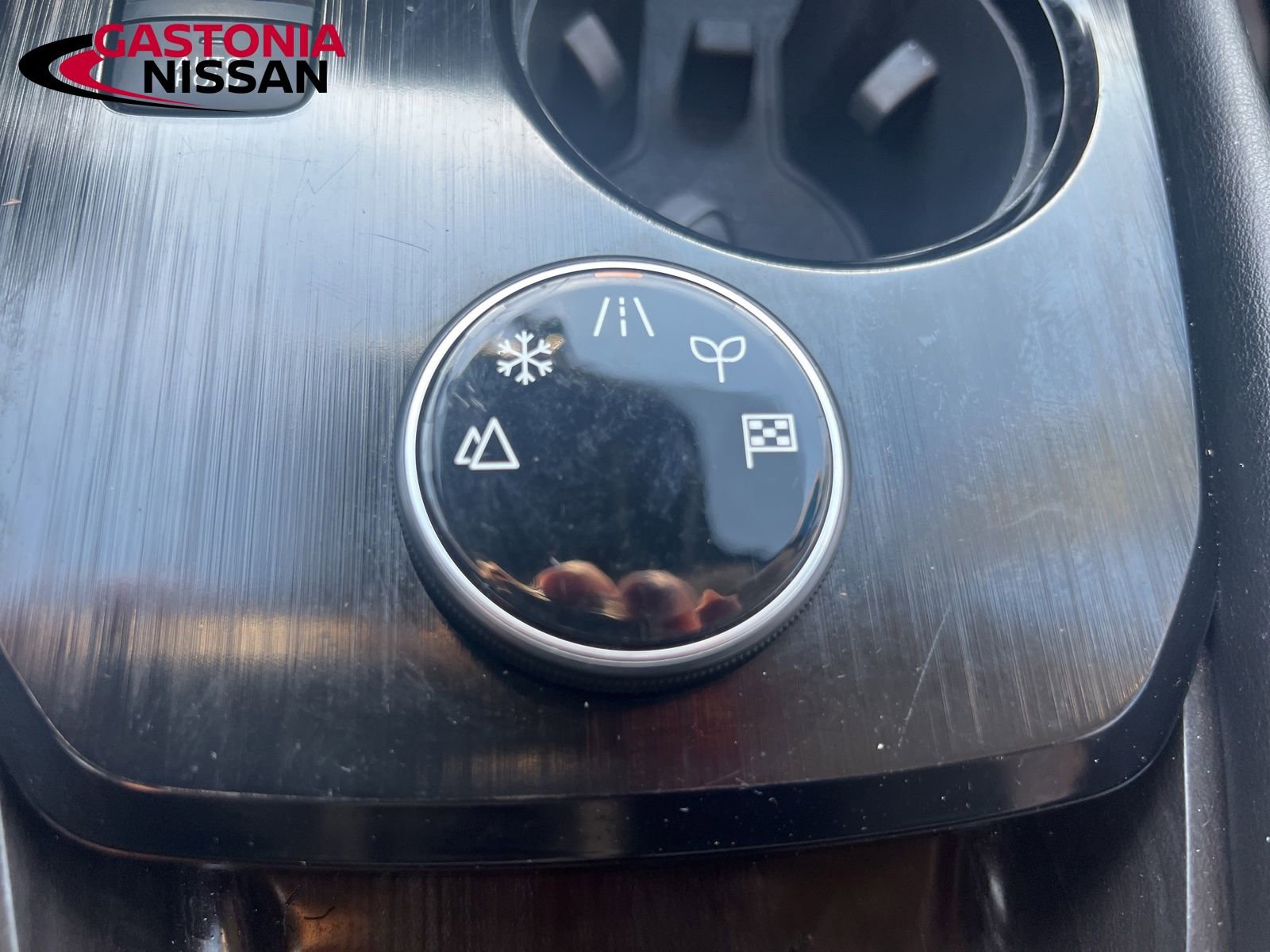 Used 2021 Nissan Rogue SL image 39