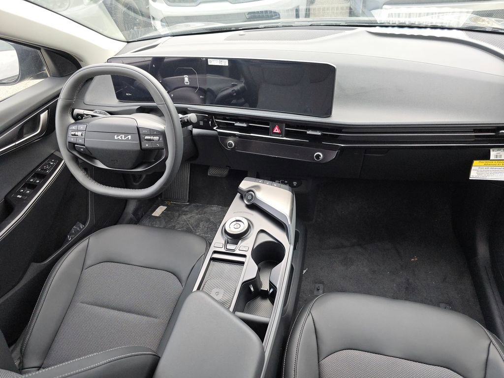 New 2025 Kia EV6 Light w/ Light LR Technology Package image 22