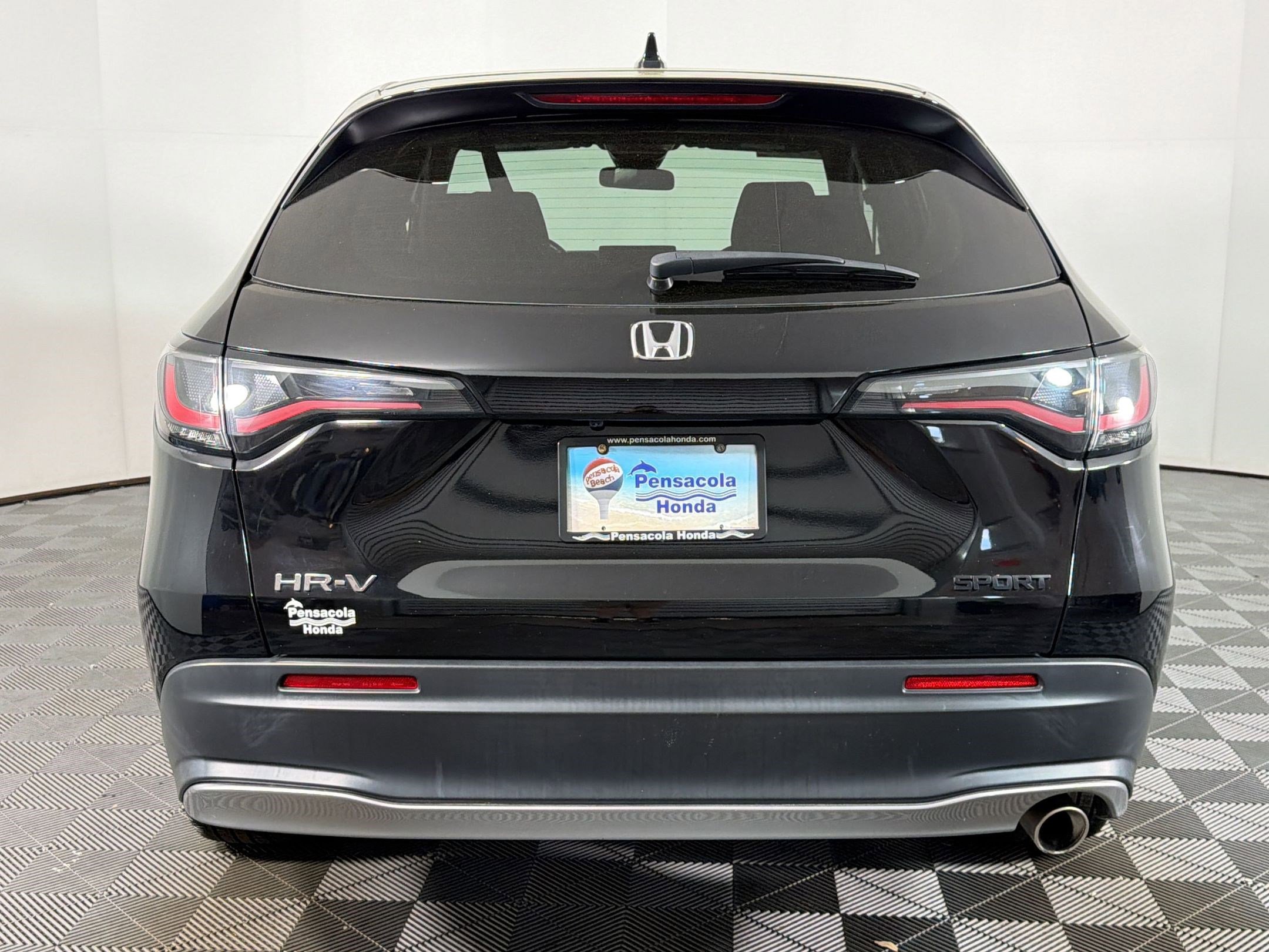 Used 2023 Honda HR-V Sport image 8