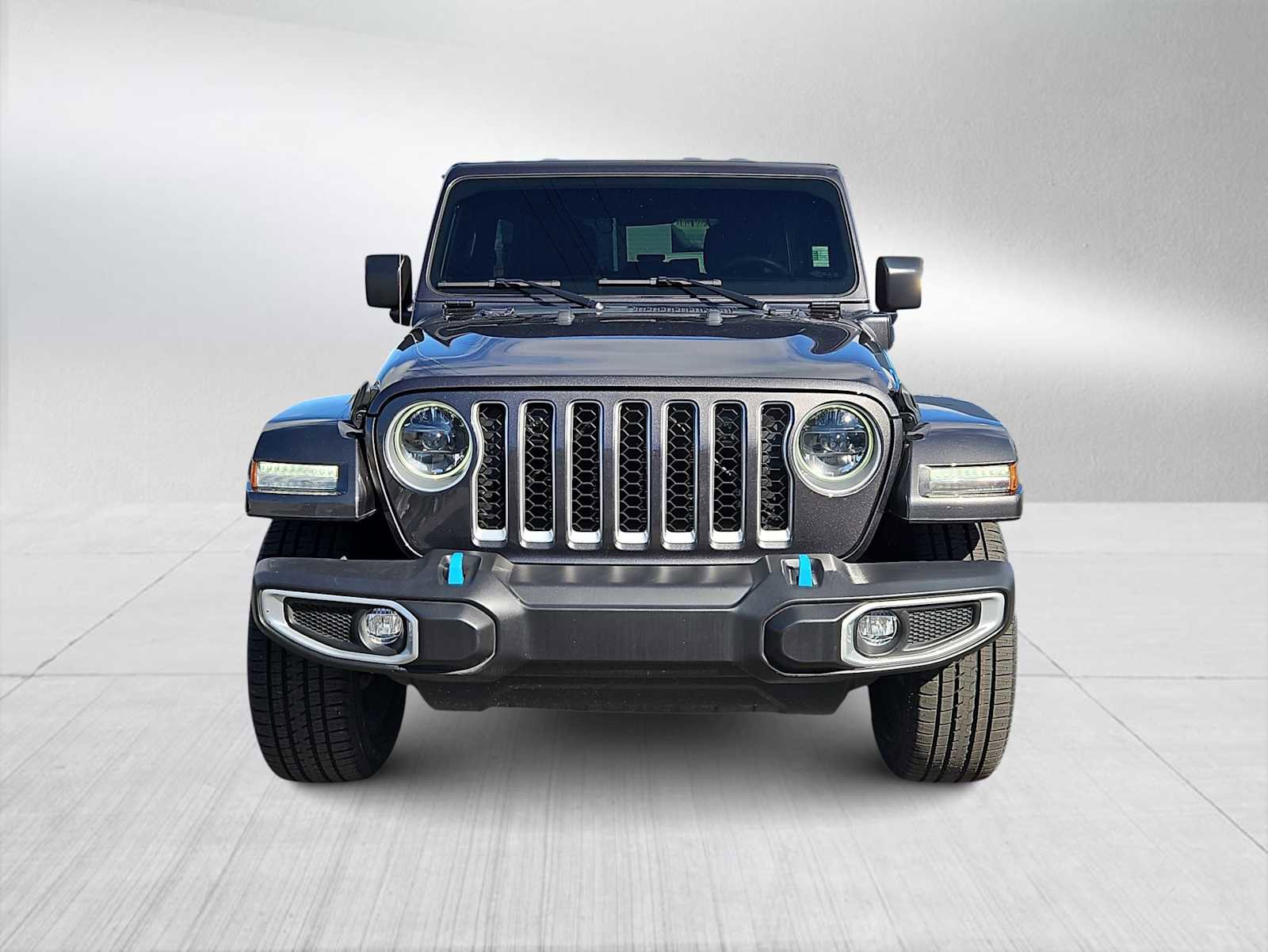 Used 2023 Jeep Wrangler Sahara image 3