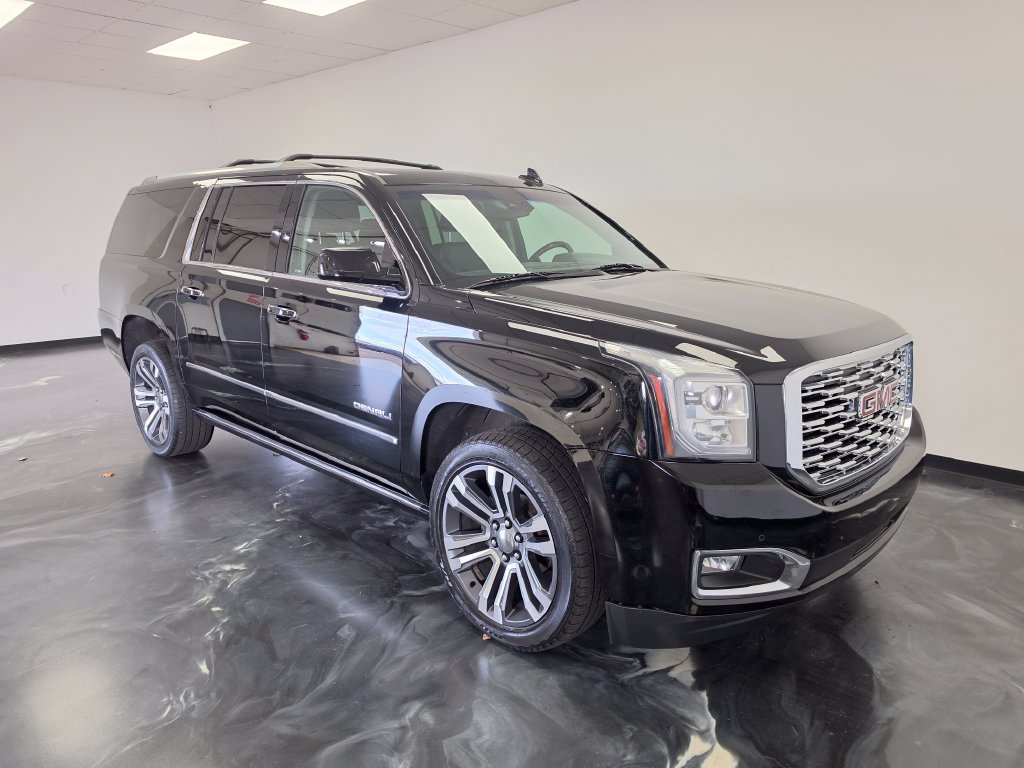 Used 2018 GMC Yukon XL Denali w/ Open Road Package AWD/4WD image 33