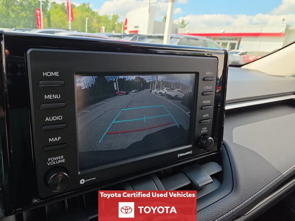 Certified 2021 Toyota RAV4 LE AWD/4WD image 19