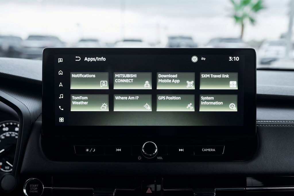 Used 2025 Mitsubishi Outlander ES image 59