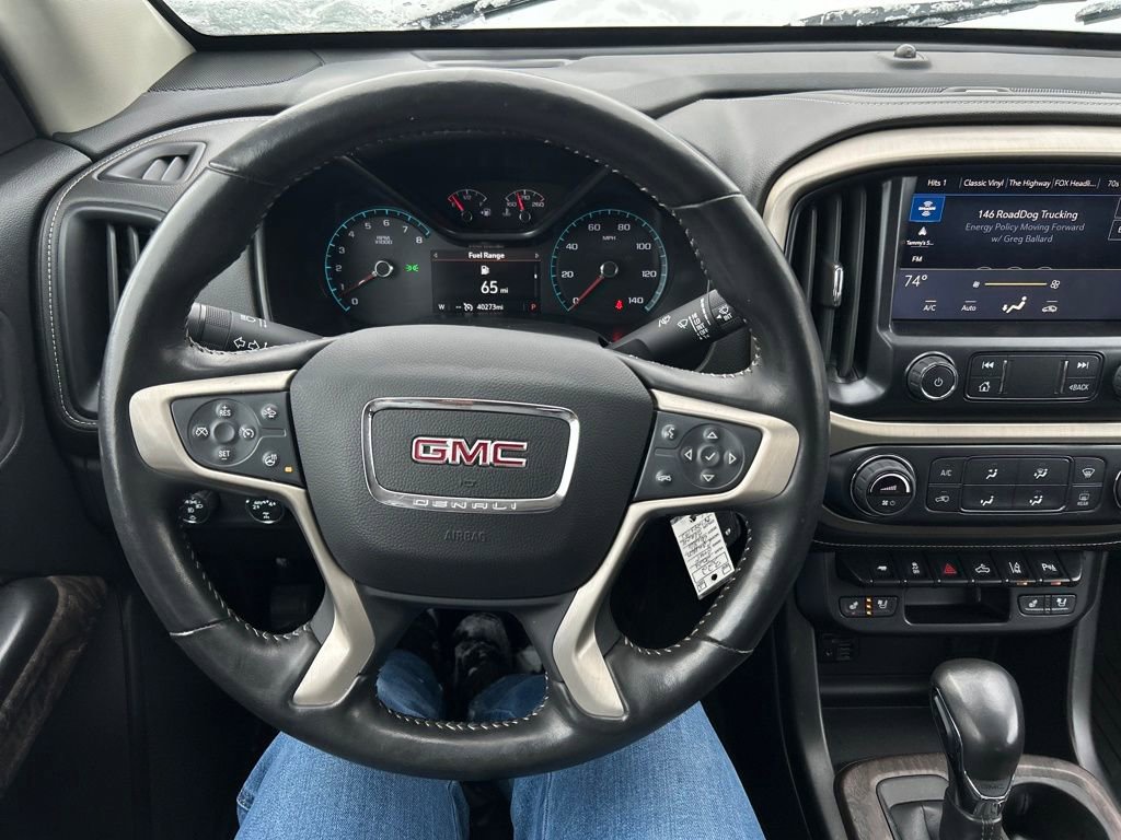 Used 2022 GMC Canyon Denali image 16