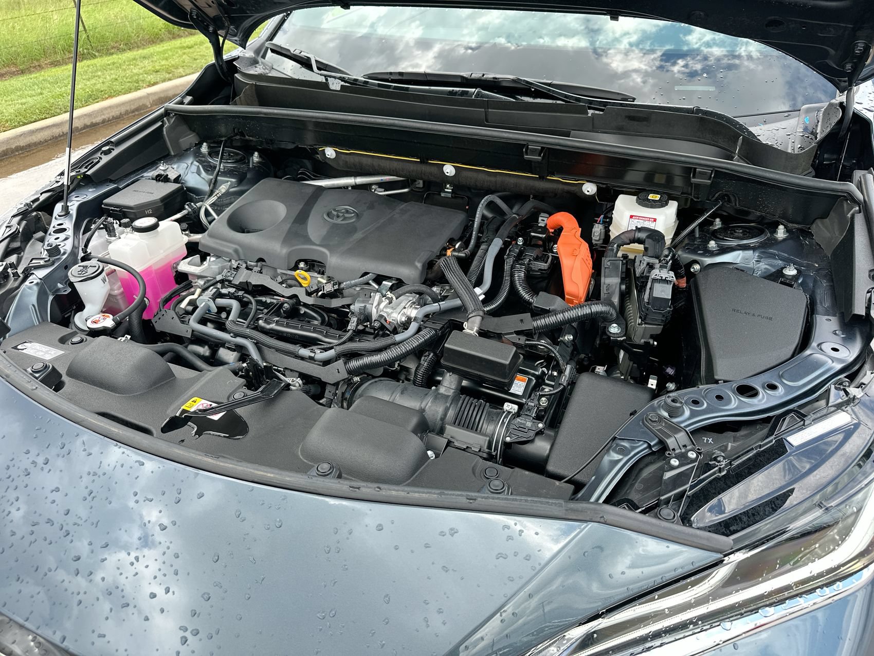 Used 2024 Toyota Venza XLE AWD/4WD image 24
