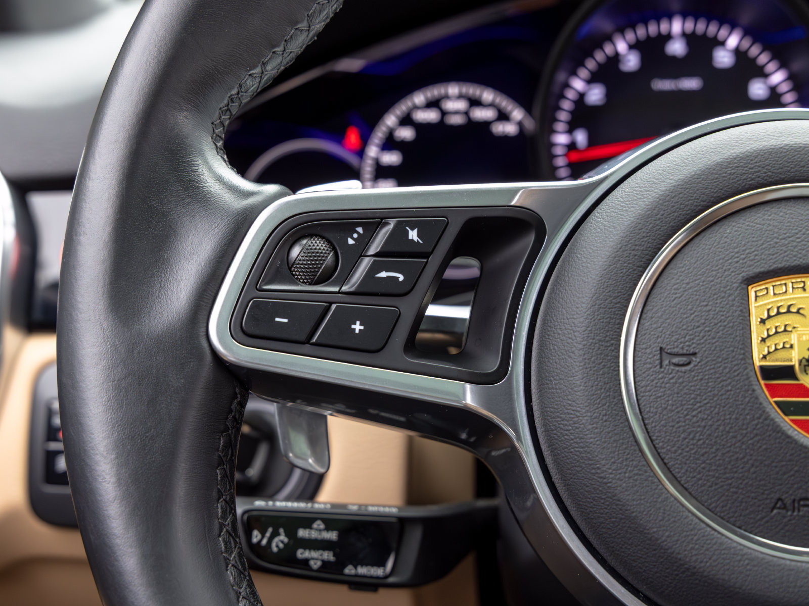 Certified 2021 Porsche Cayenne AWD/4WD image 30