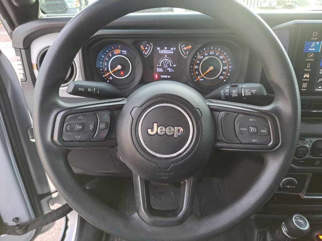 Used 2024 Jeep Wrangler Sport image 19