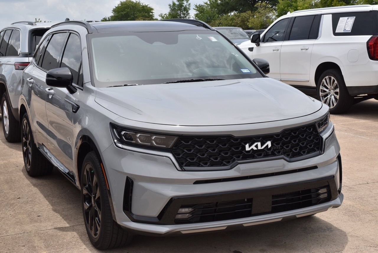 Used 2022 Kia Sorento SX FWD image 4