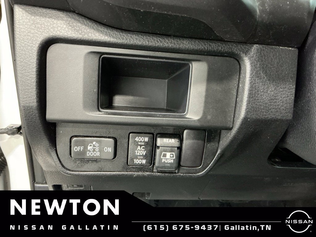 Used 2017 Toyota Tacoma TRD Off-Road w/ Tow Package (A/T) AWD/4WD image 41