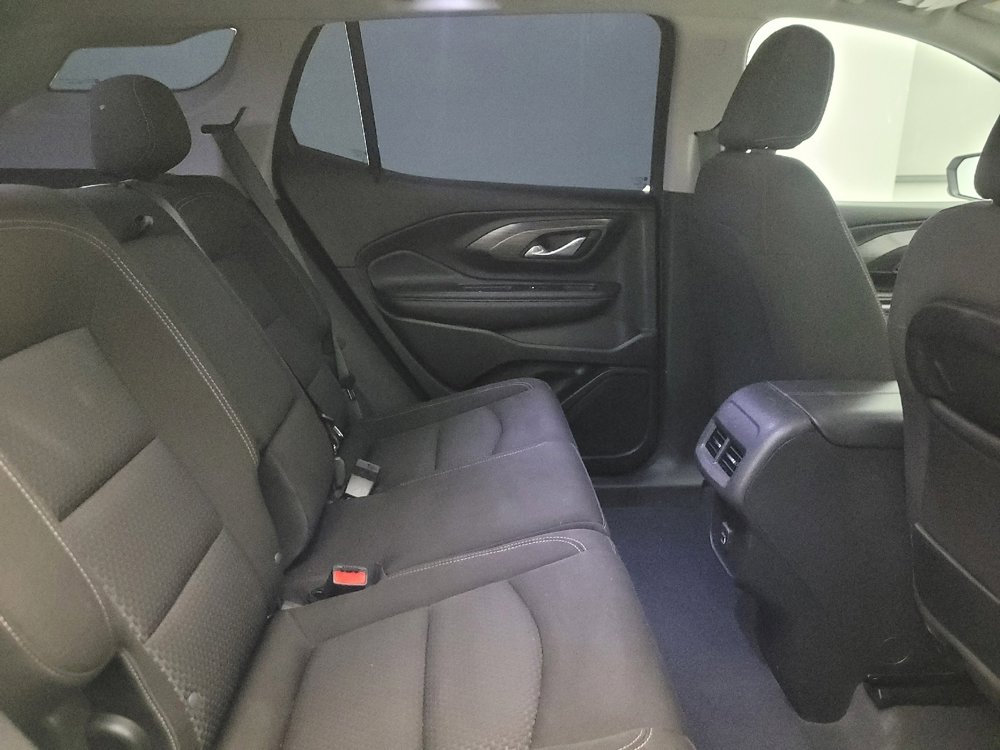 Used 2023 GMC Terrain SLE w/ Driver Convenience Package image 19