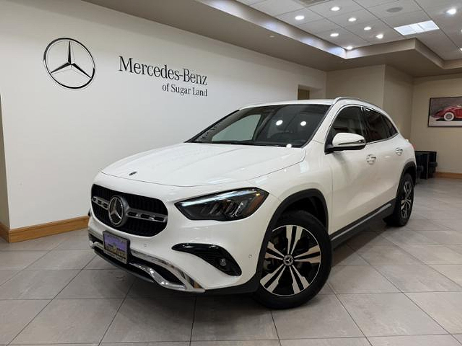 Used 2025 Mercedes-Benz GLA 250 image 1