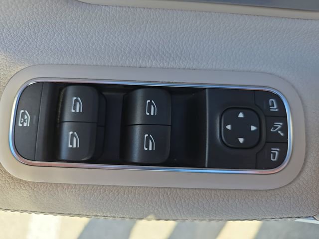 Used 2023 Mercedes-Benz CLA 250 image 27