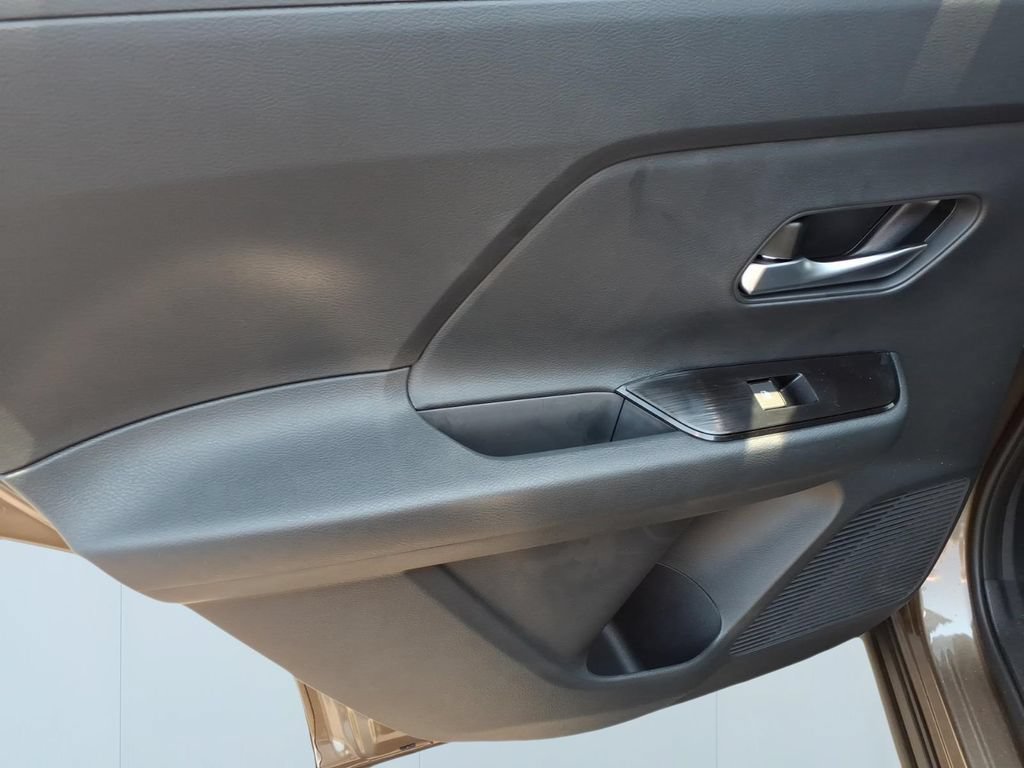 New 2026 Nissan Kicks SV FWD image 9