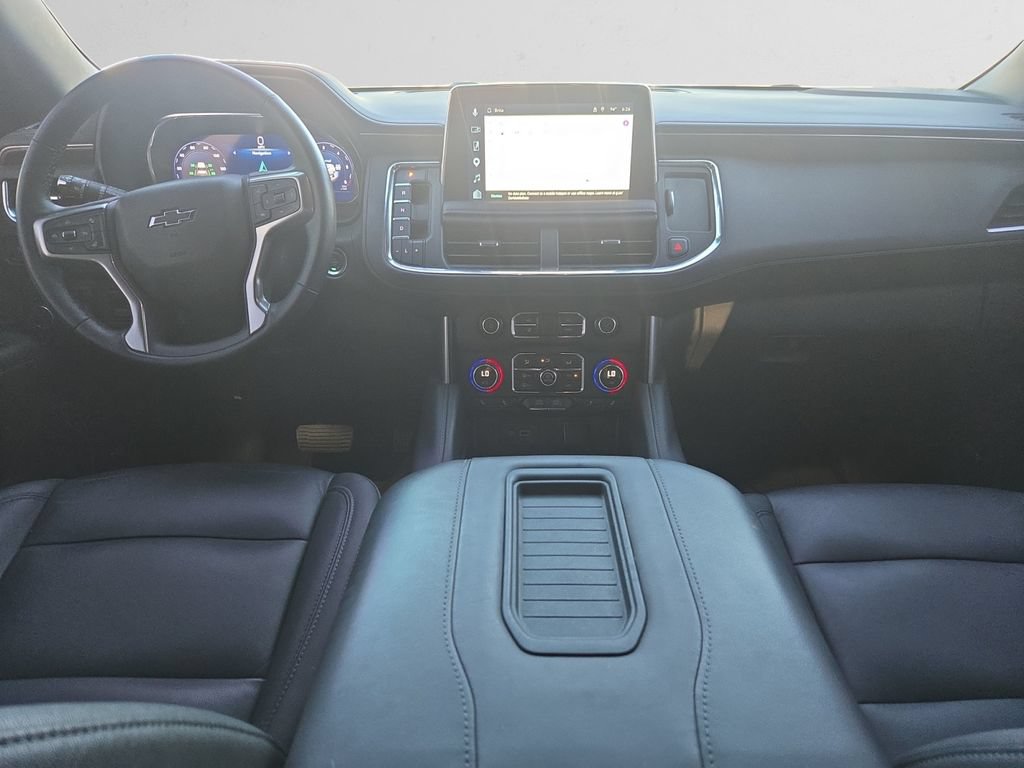 Used 2024 Chevrolet Tahoe Z71 w/ Luxury Package AWD/4WD image 12