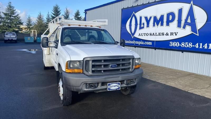 Used 2000 Ford F550 2WD Regular Cab Super Duty image 2
