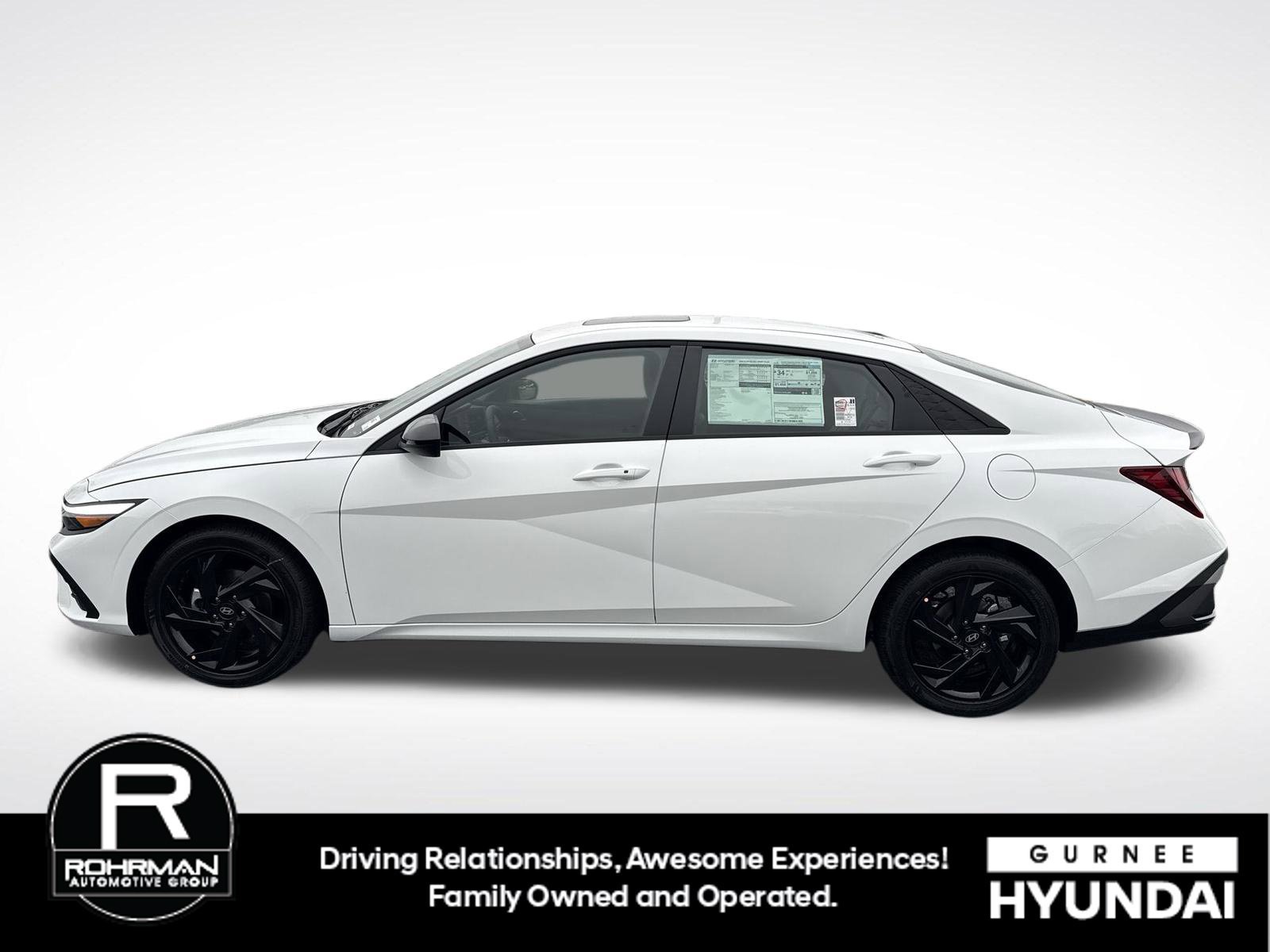 New 2026 Hyundai Elantra SEL Sport FWD image 5