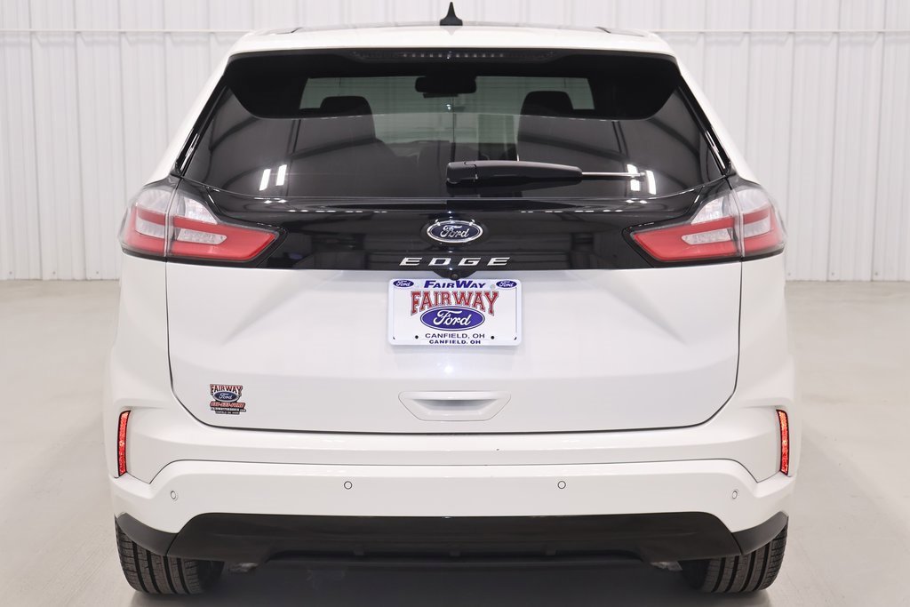 Certified 2023 Ford Edge ST-Line w/ Cargo Accessory Package image 9