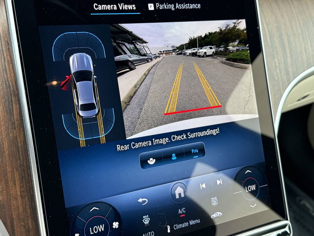 New 2025 Mercedes-Benz C 300 4MATIC Sedan image 18